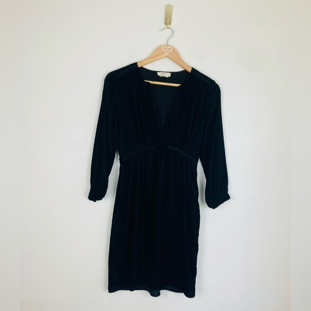 Ba$sh black velvet 3/4 length slight puff sleeve deep vneck mini dress. Size 4